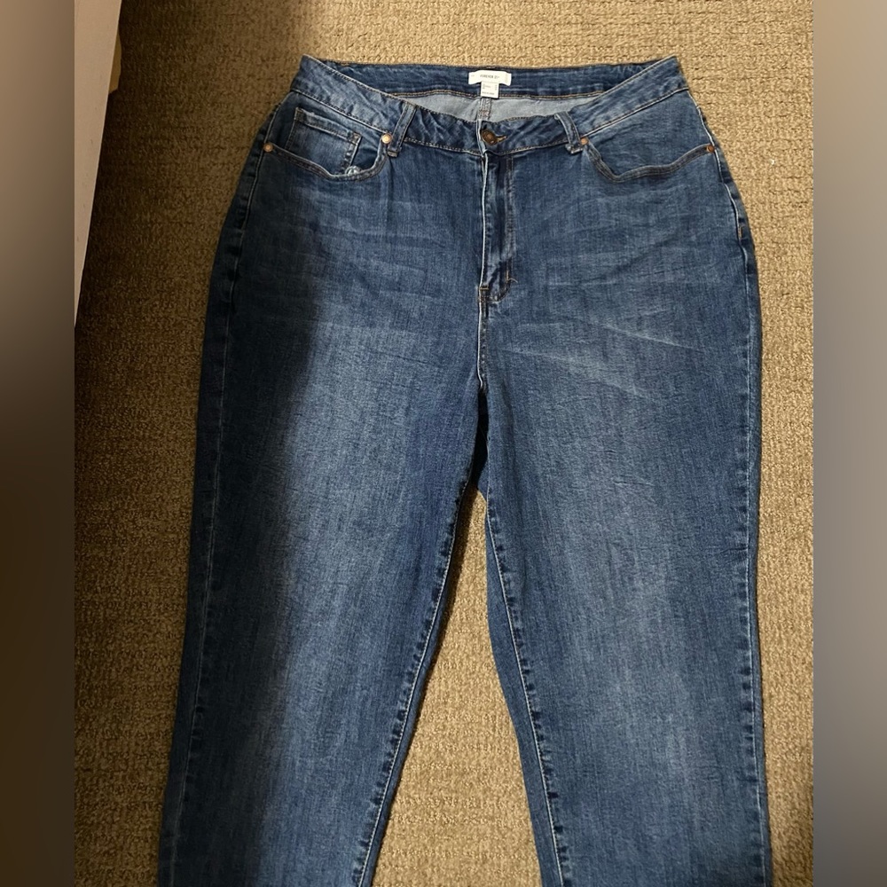 Forever 21 boyfriend style jeans